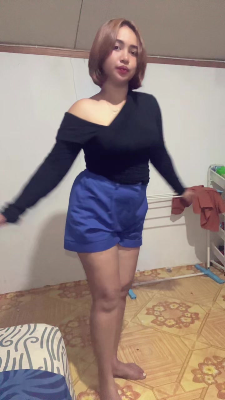 @julia frinella sari
