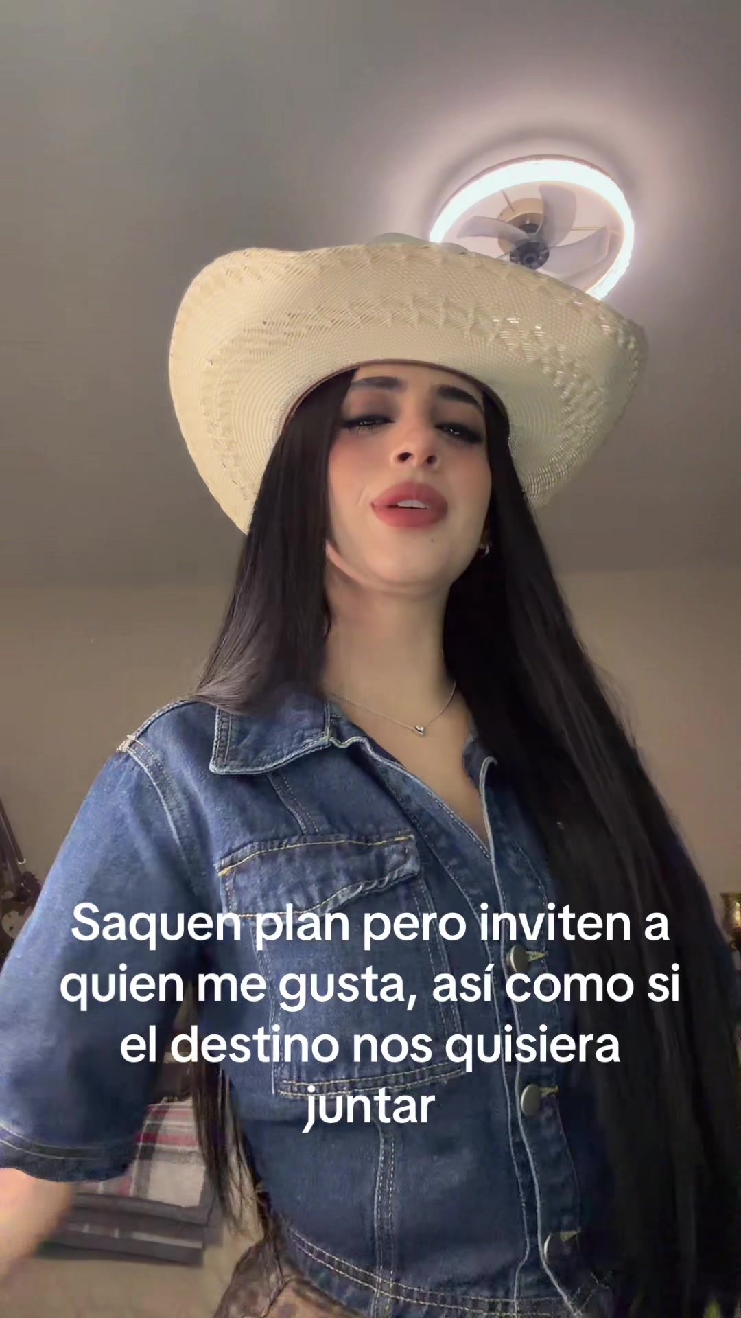 @𝑁𝑎𝑡𝑎𝑙𝑖𝑒