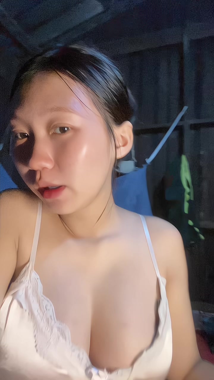 @ປູເປ້ ສາວລາວ🤍