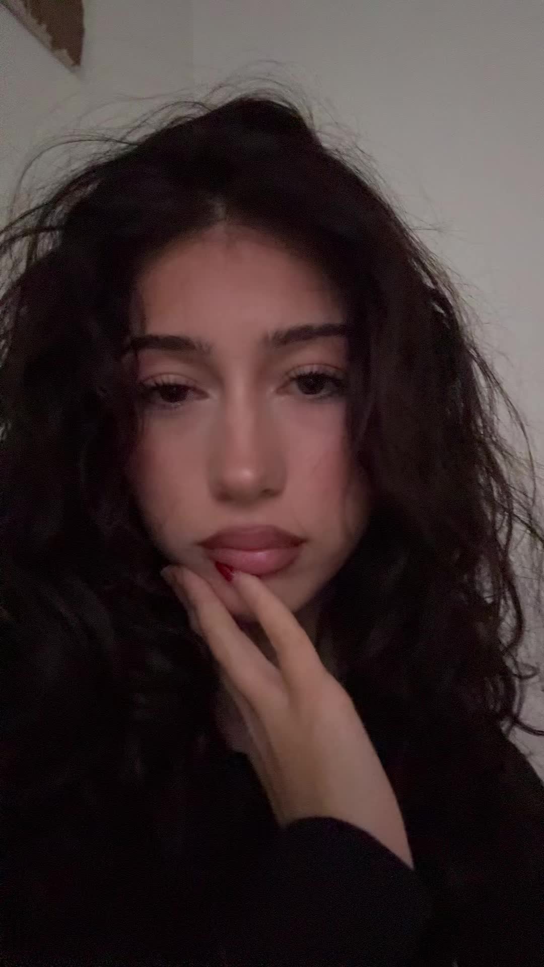 @Izabela🇦🇱