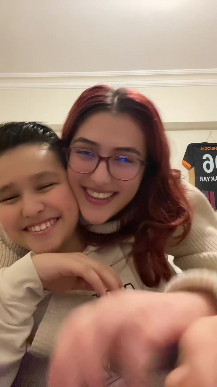 @2borgcum