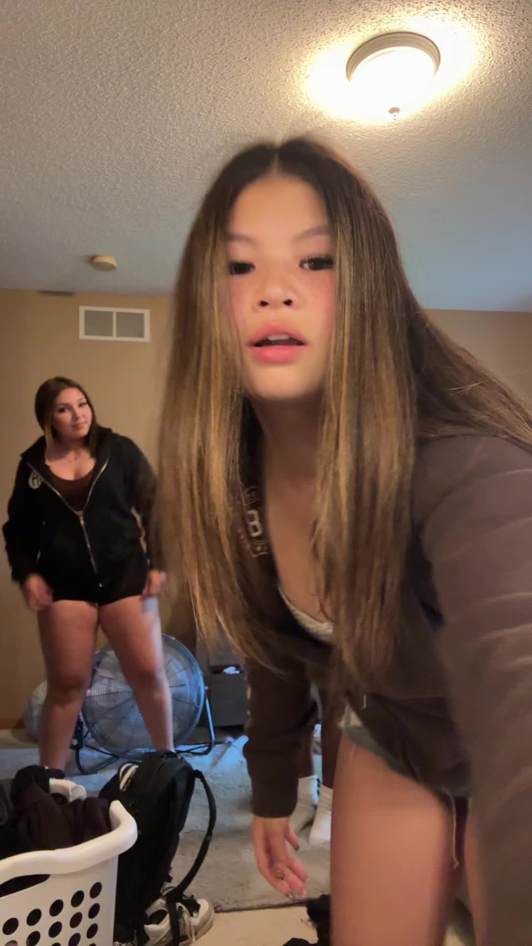 @idkimjustacurlyheadasian