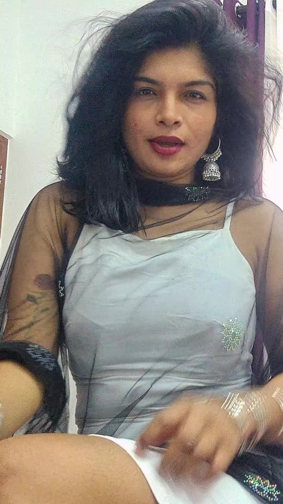@K H U S H I 🤍🕊️