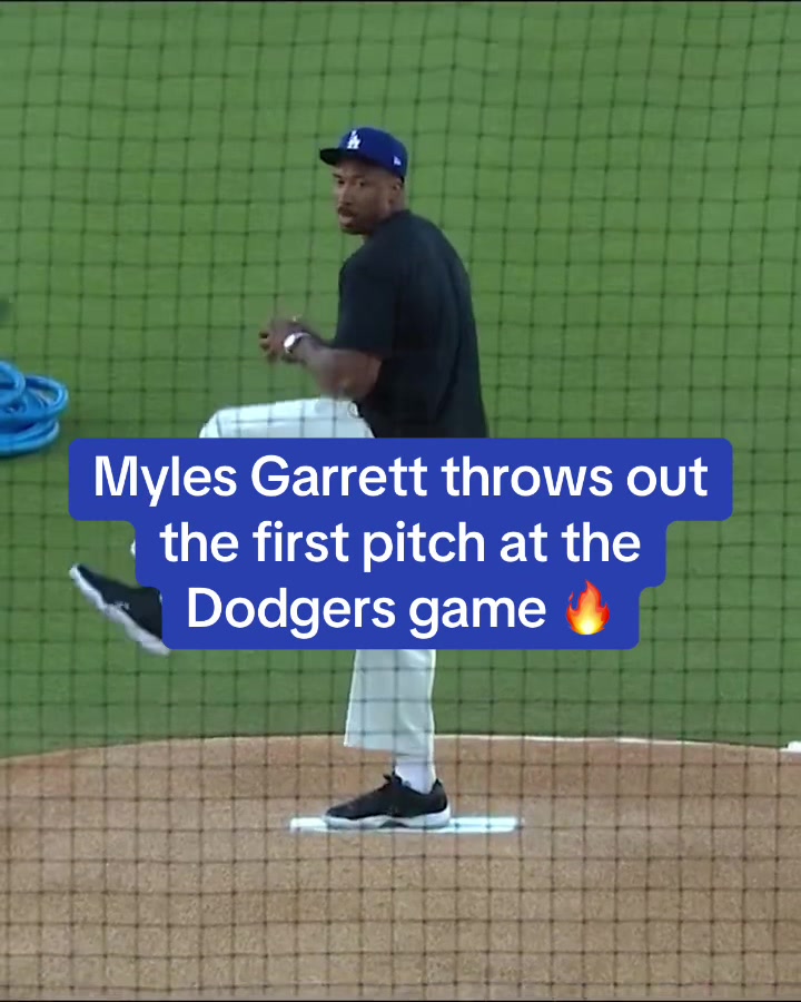 @theScore