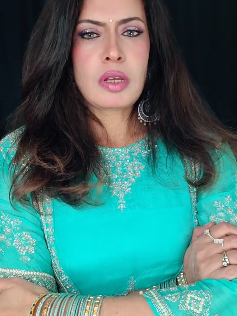 @Saaakshi