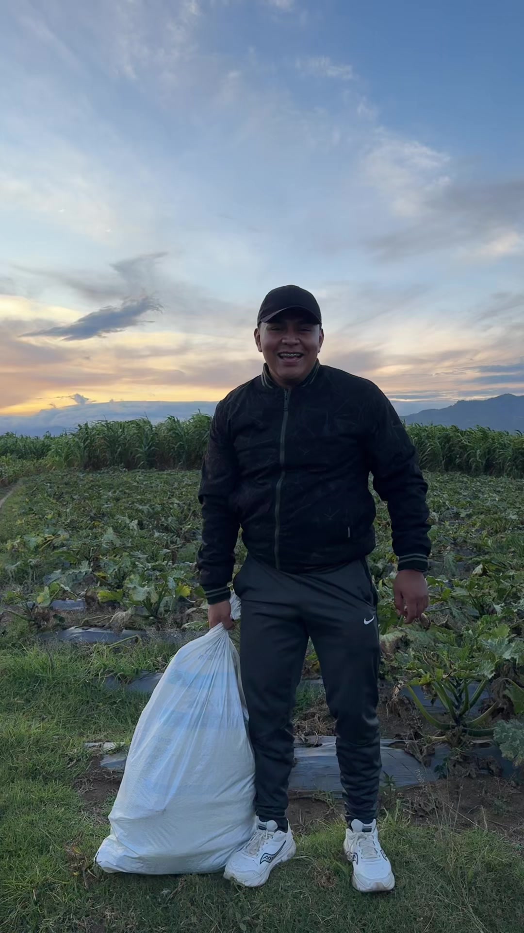 @Josh Alonzo 🤩 | ChuladaMayor