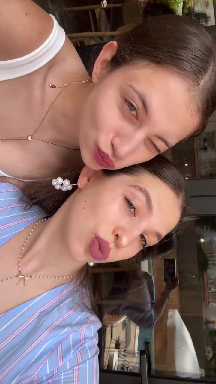 @komarvikusia