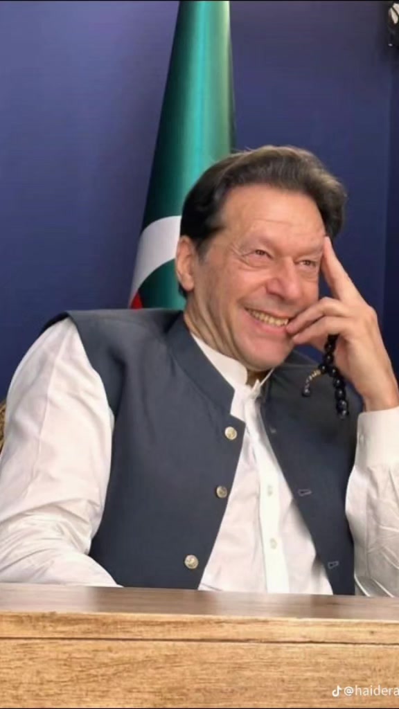 @Fatima گجری