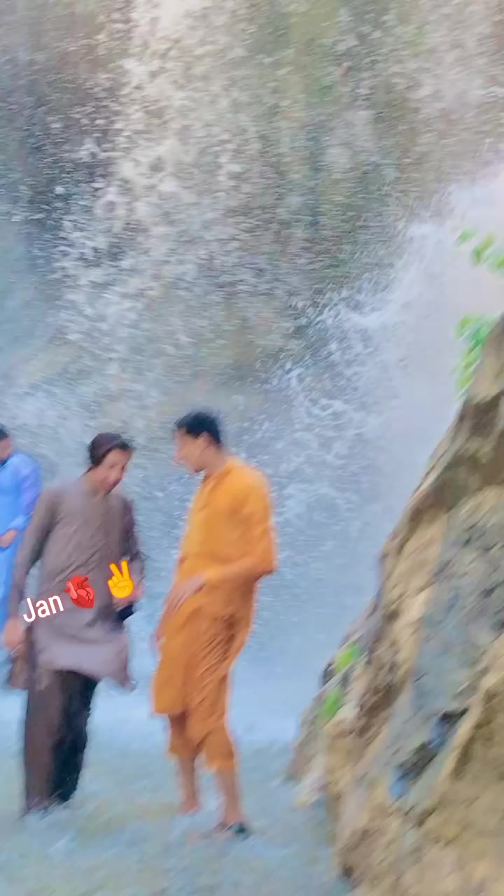 @UmairAfridi821🤬
