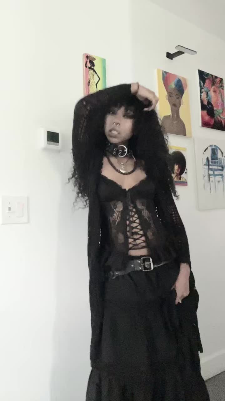 @myownmiyari