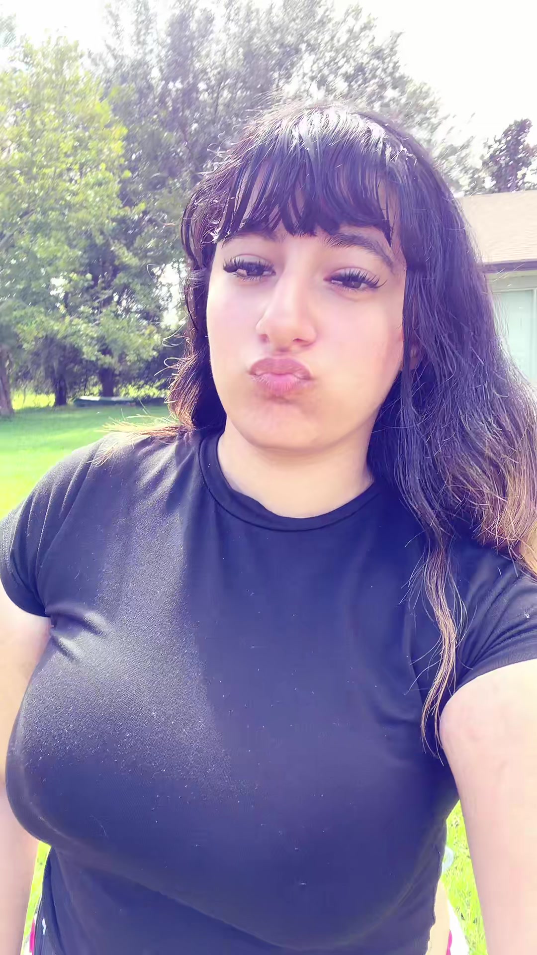 @sarahnextdoorgirl:)