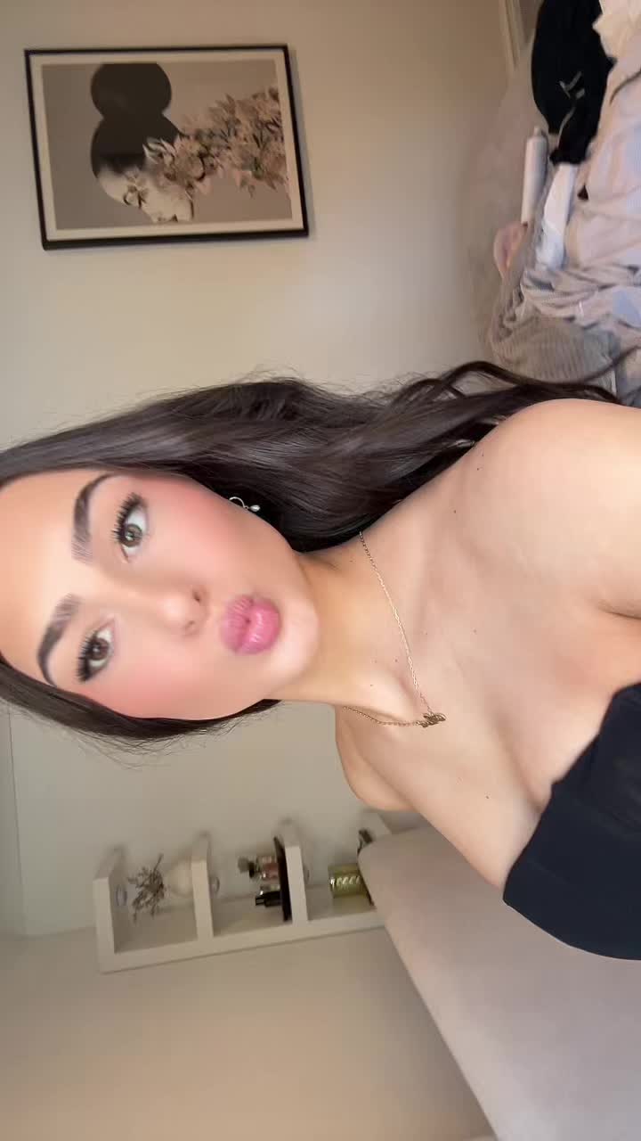 @AVA VLAHOV