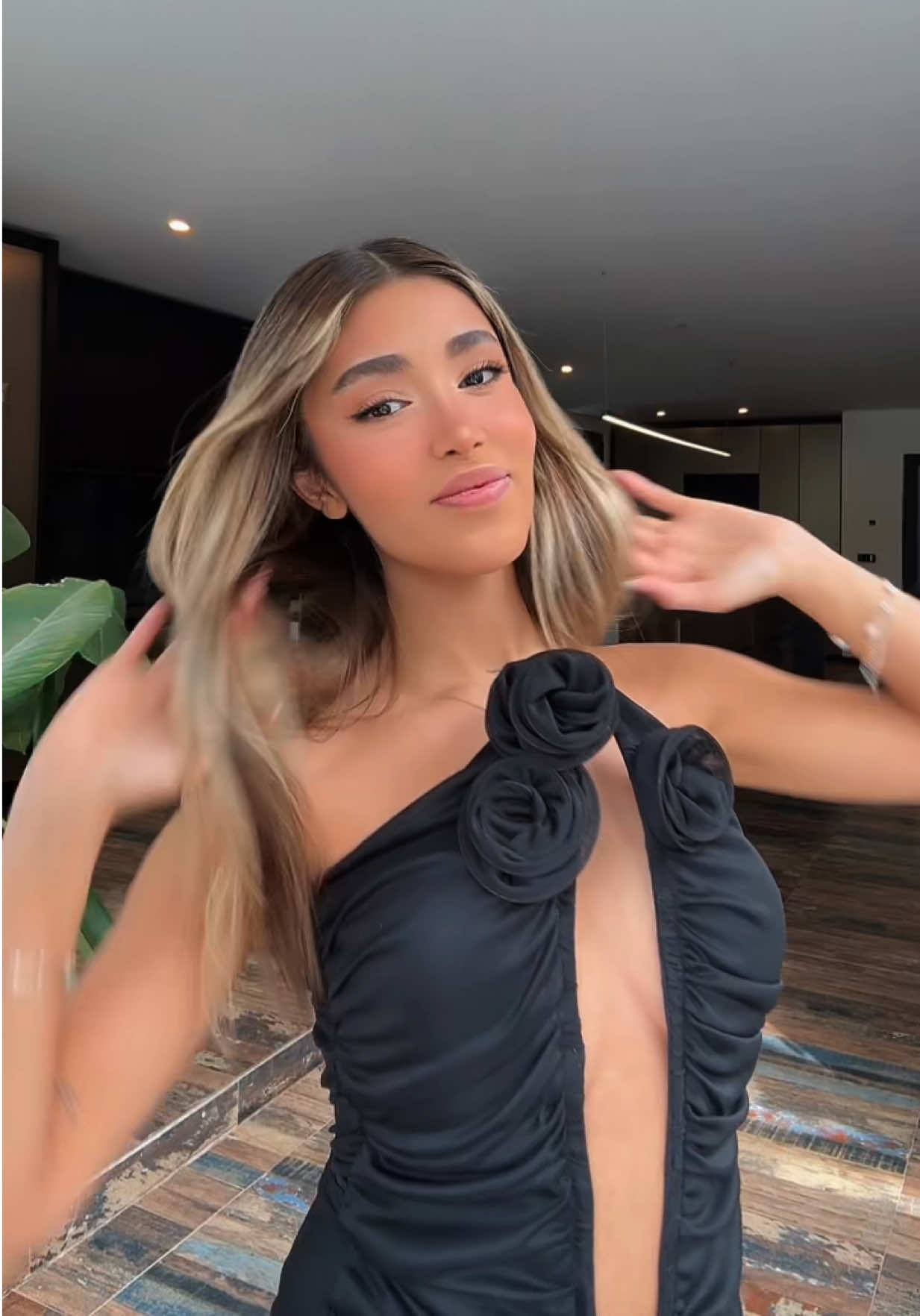@saahaarrr__