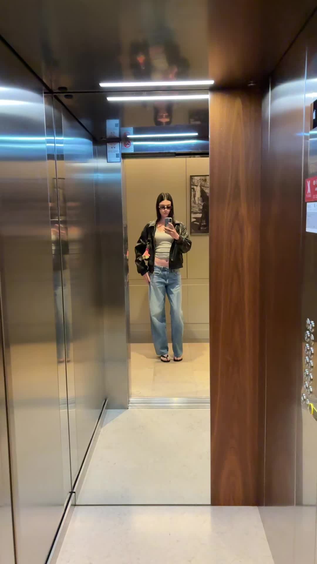 @debska