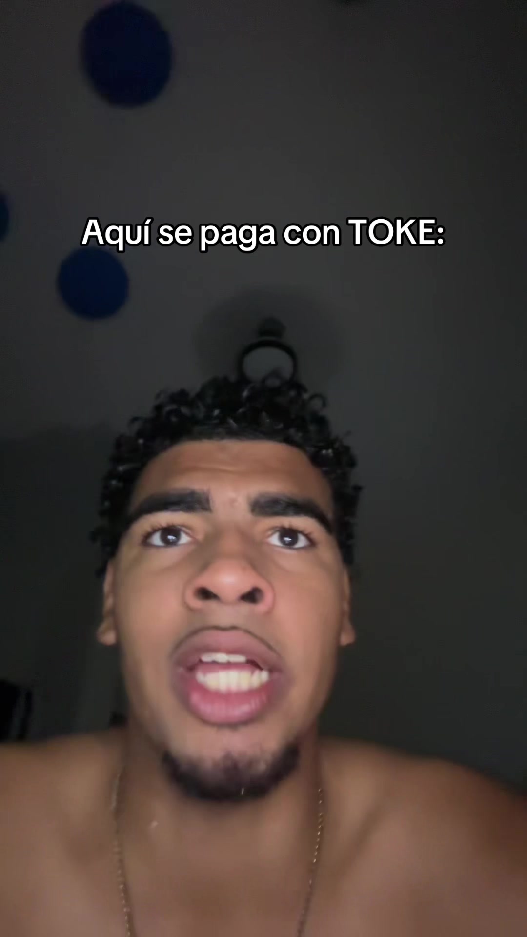 @Alexiño