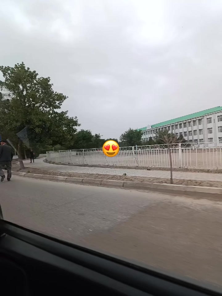 @𝗗𝗶𝗻𝗮𝗮😍