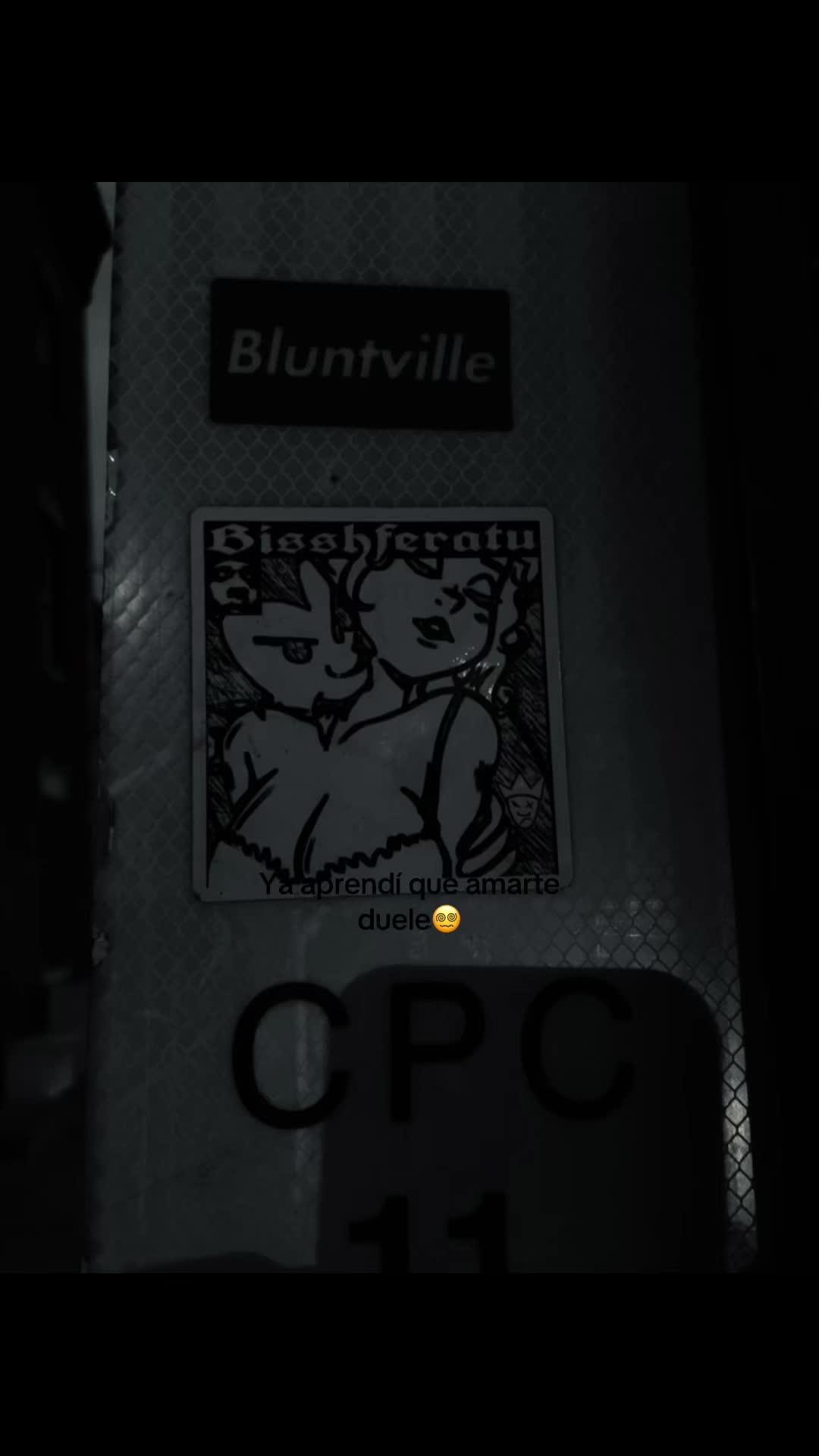 @✘ ✘