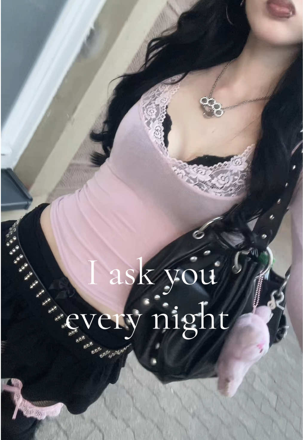 @Luzi ໒꒱