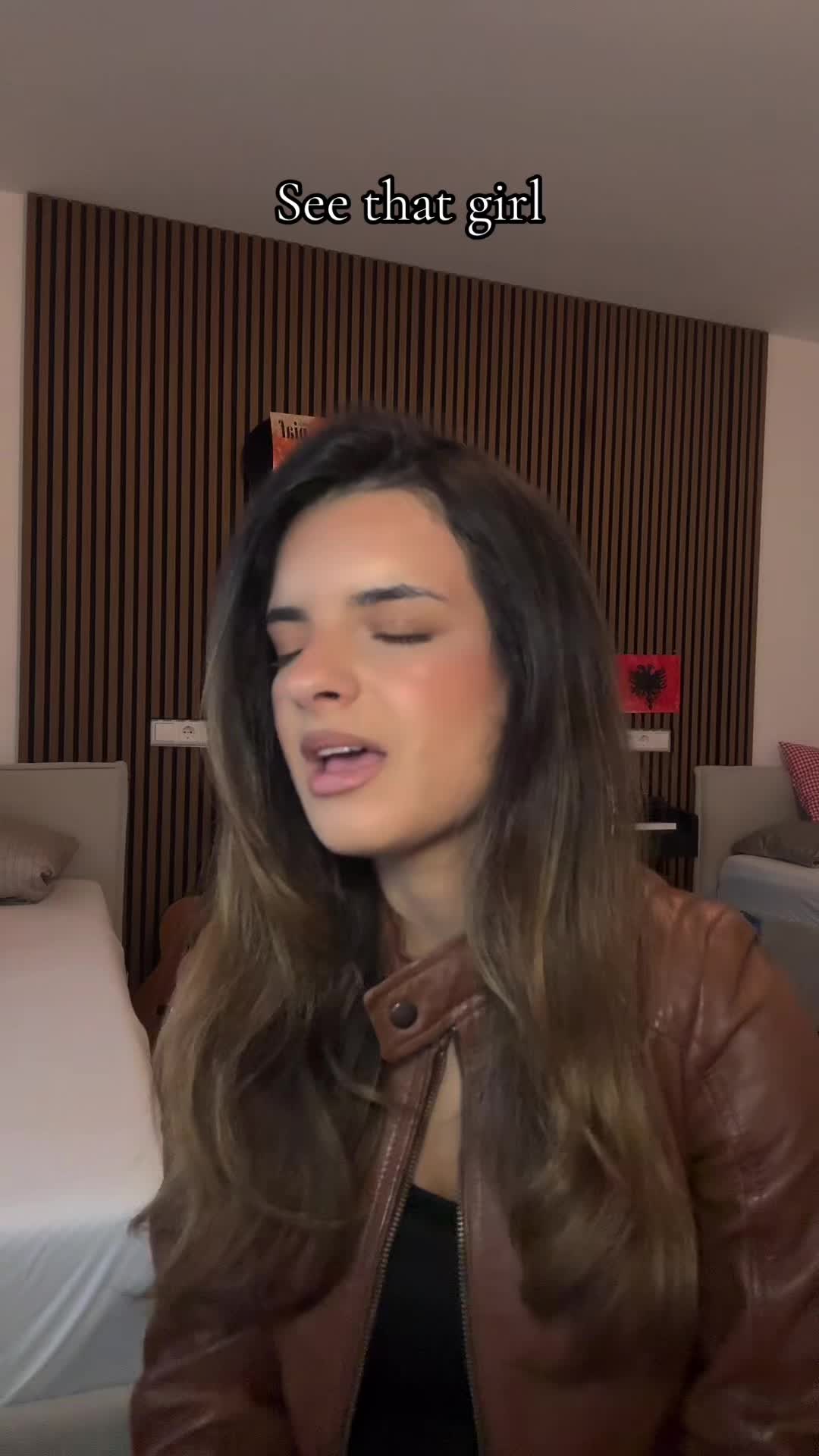 @lauraspaqiii