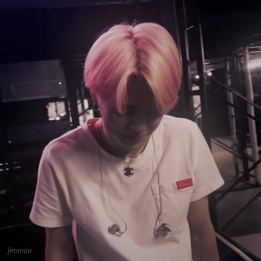@앤젤린⁷ |saw bts 4/25