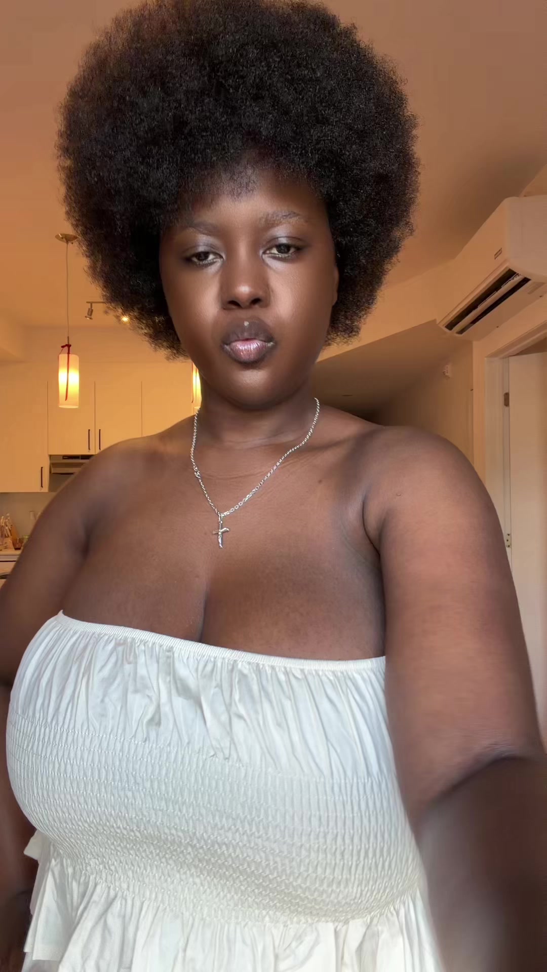 @Oc&eacute;ane~content creator