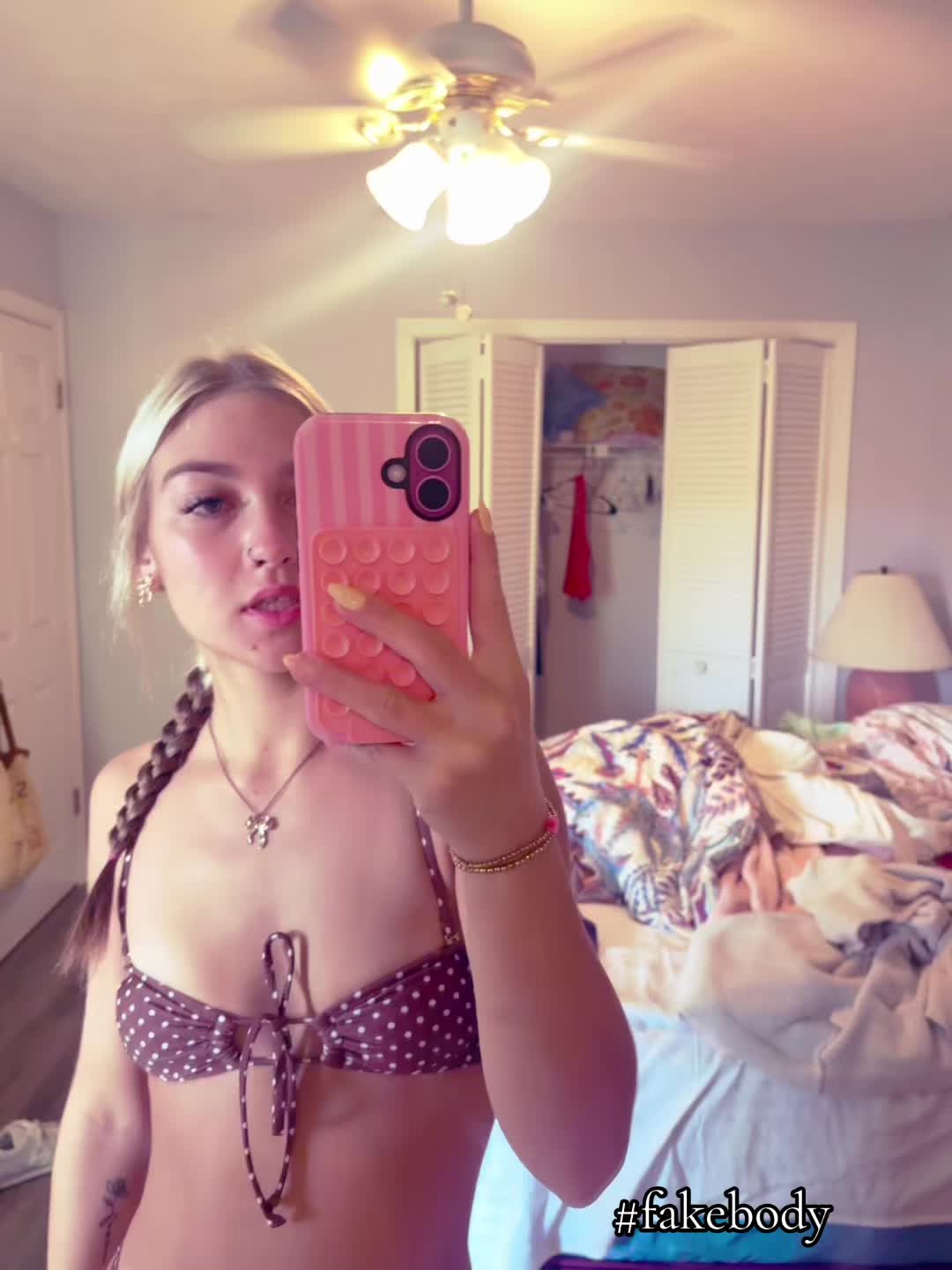 @jaclynnn