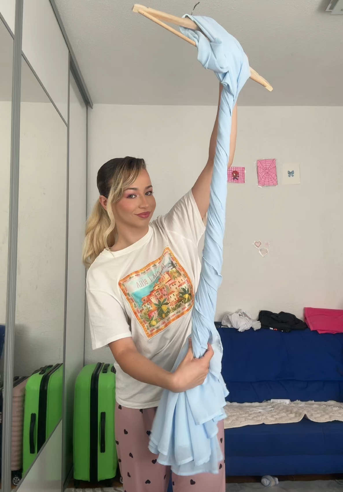 @Amiraa
