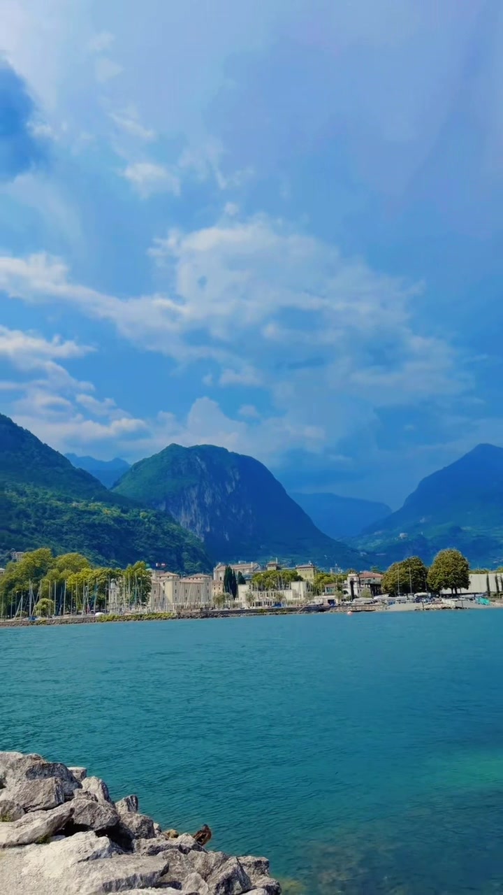 @Ali 🇵🇰❤️😍🇮🇹