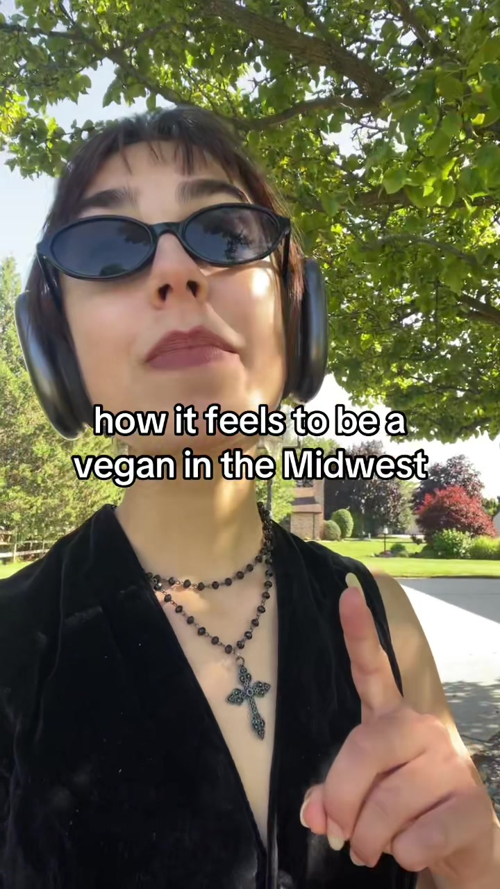 @Ella