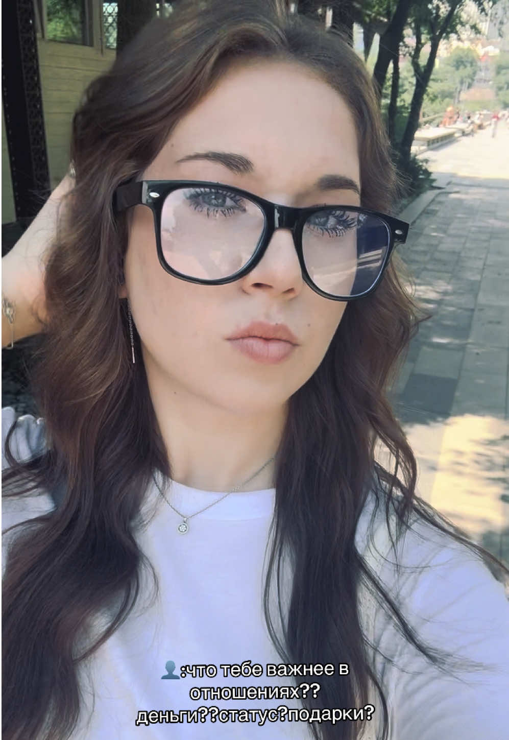 @n.