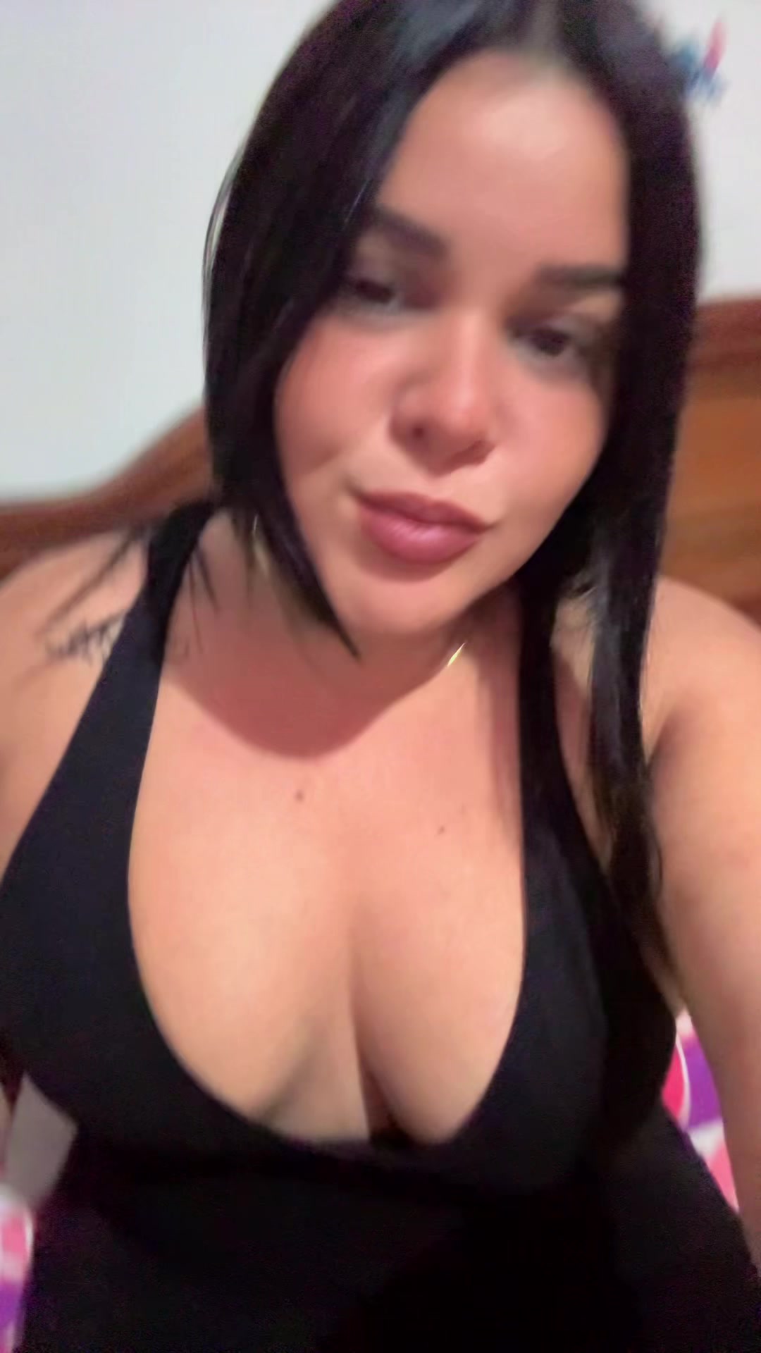 @anais
