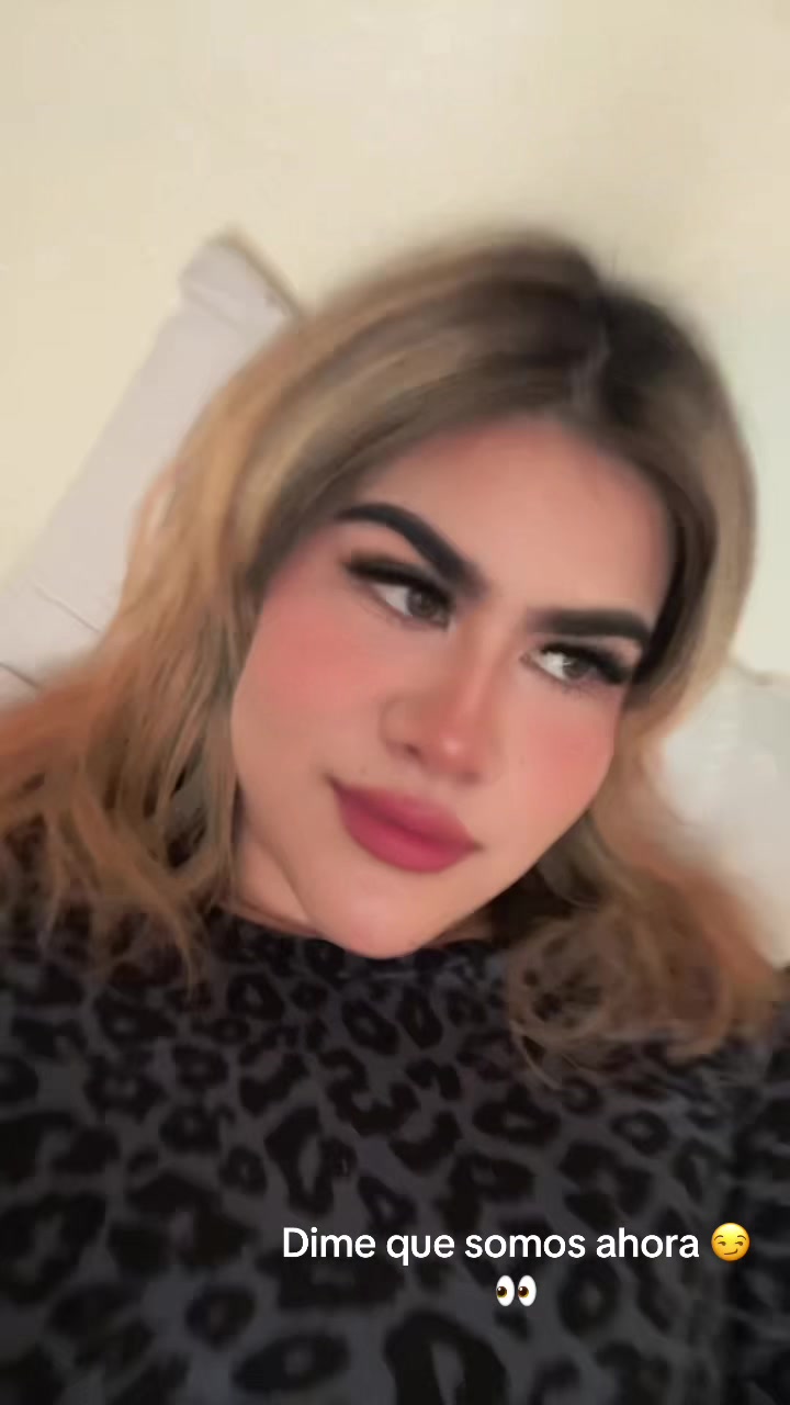 @LAURA  CH&Aacute;VEZ ❤️