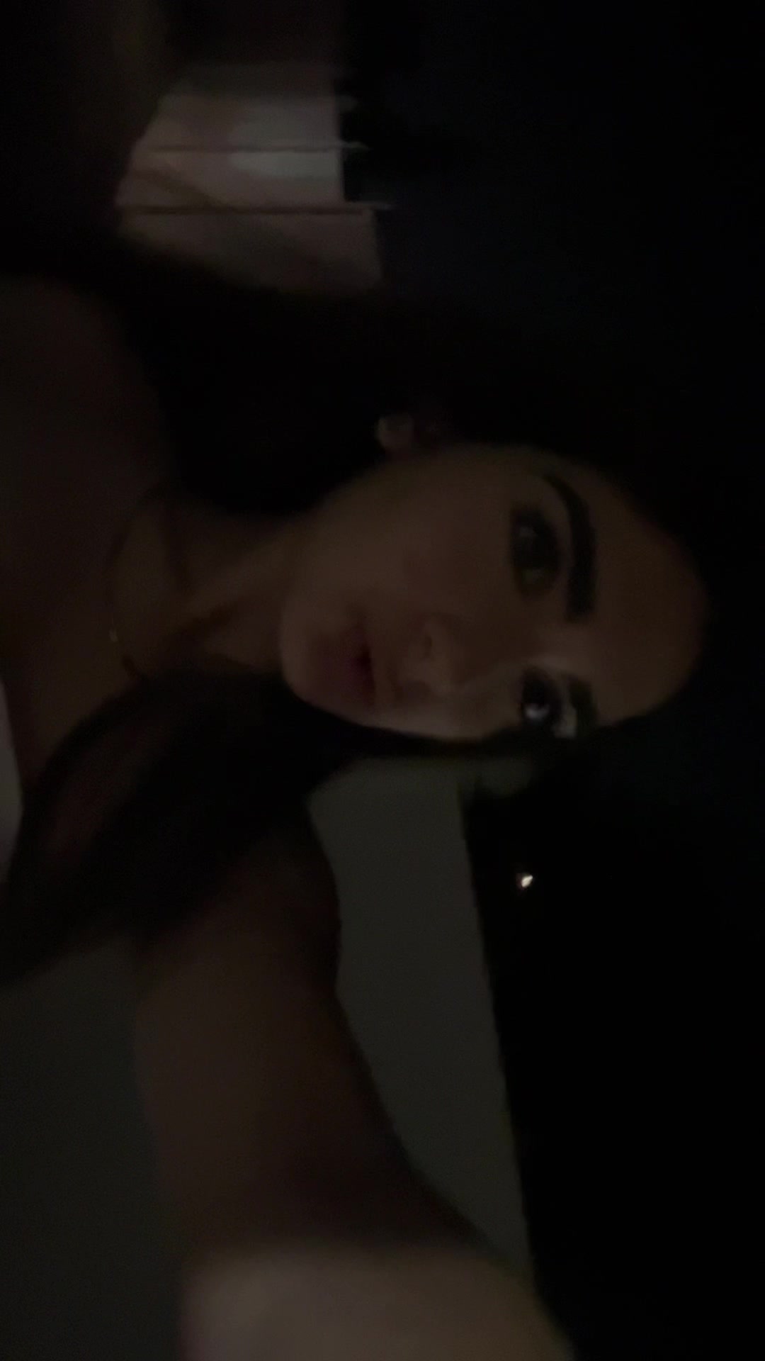 @chloe