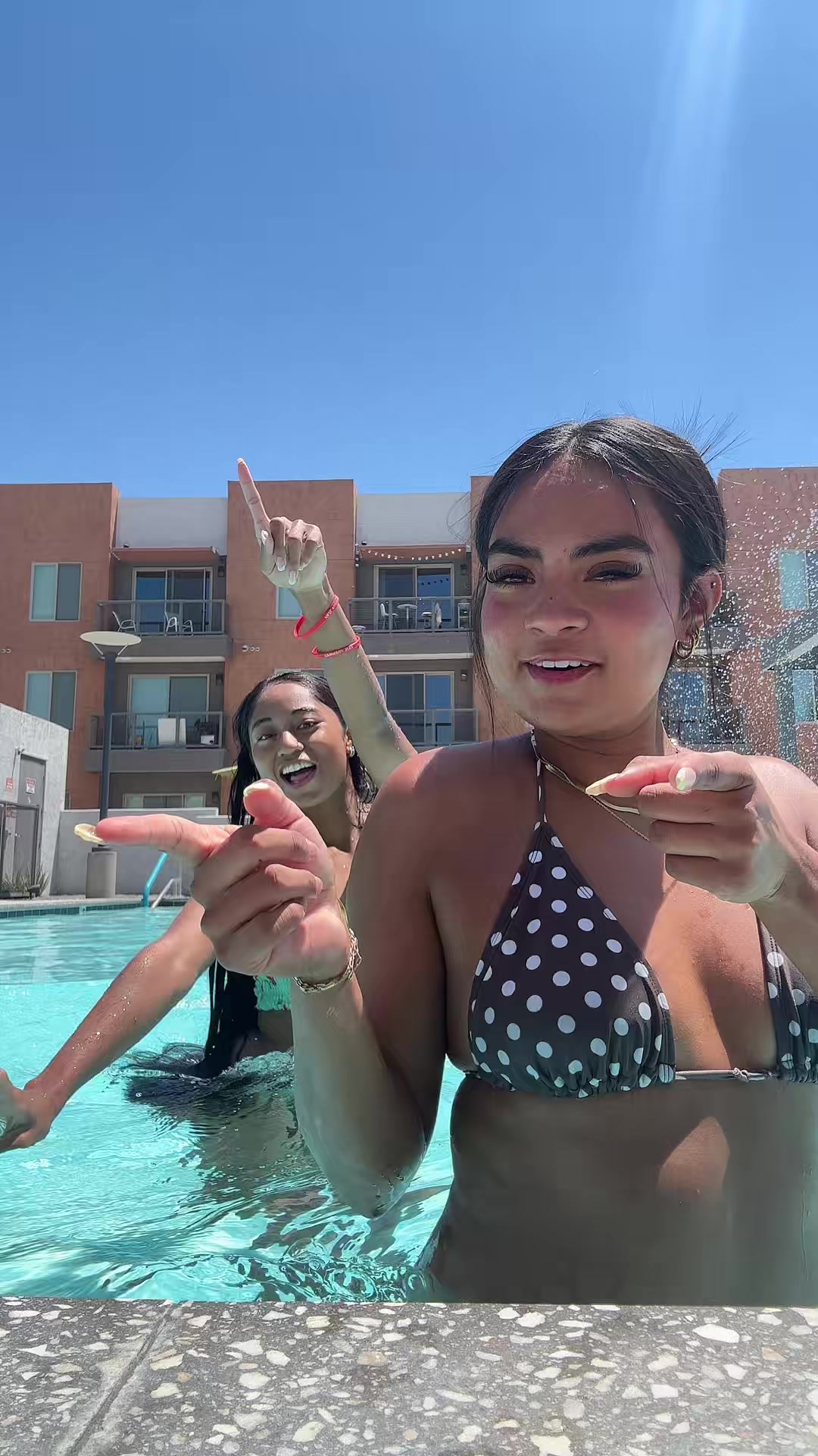 @missnelly