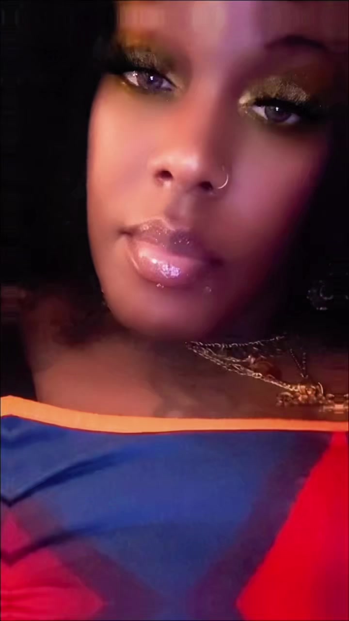 @BlondeBlessn