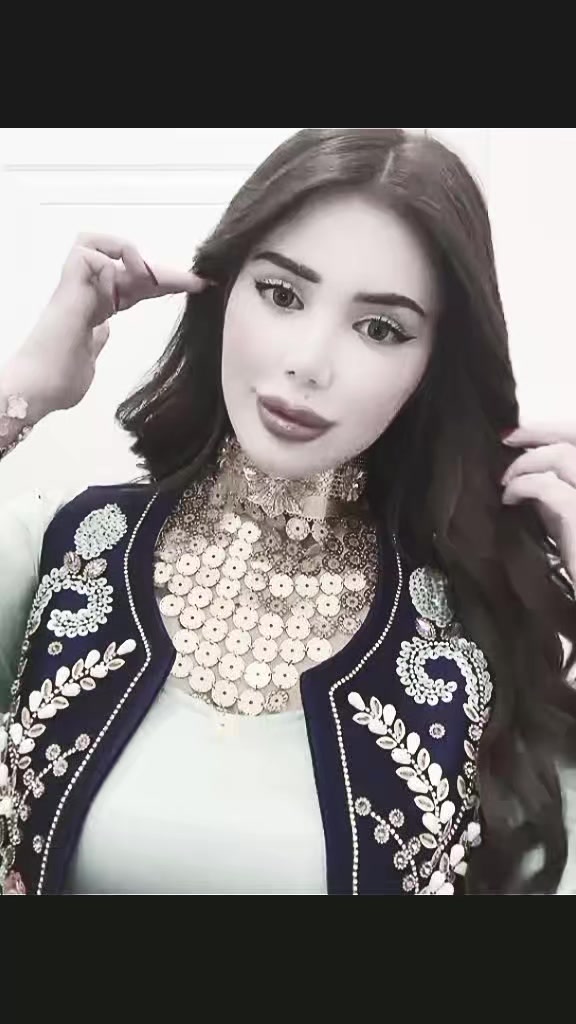 @بَناين🪷.