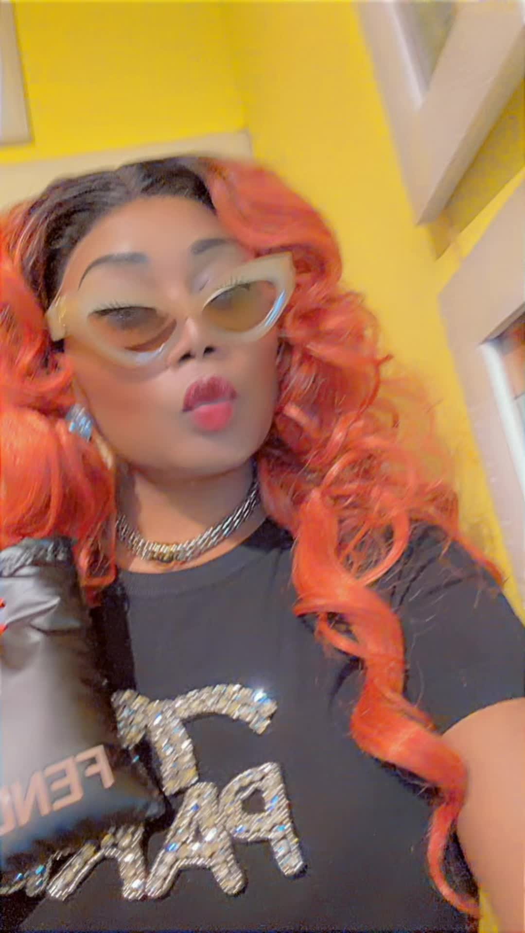 @Lady Fabulous ๐
