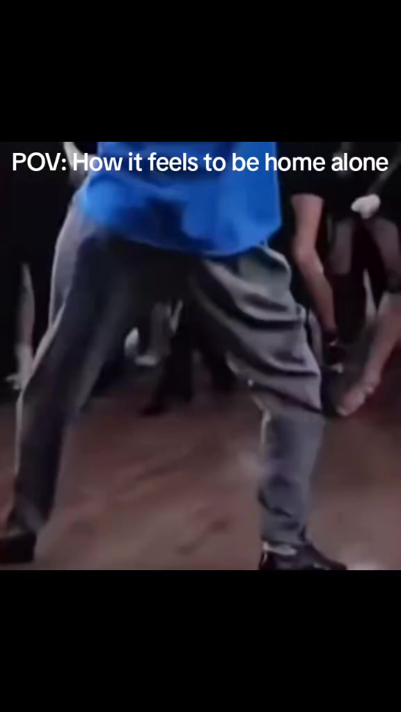 @R A Y A N