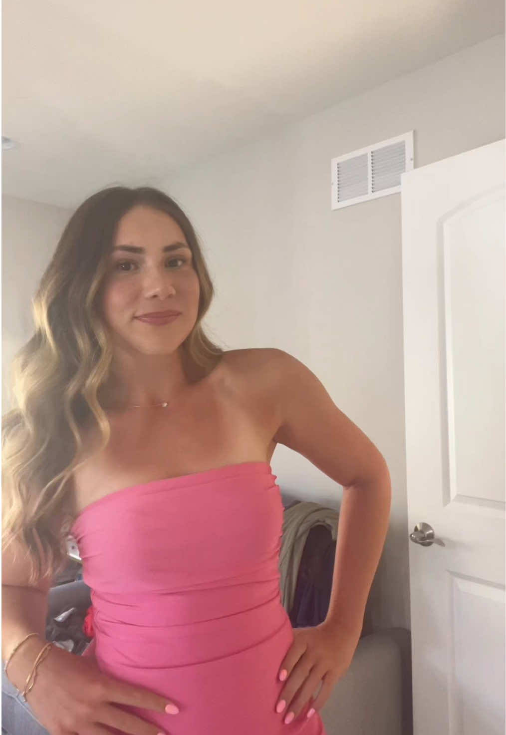 @bella