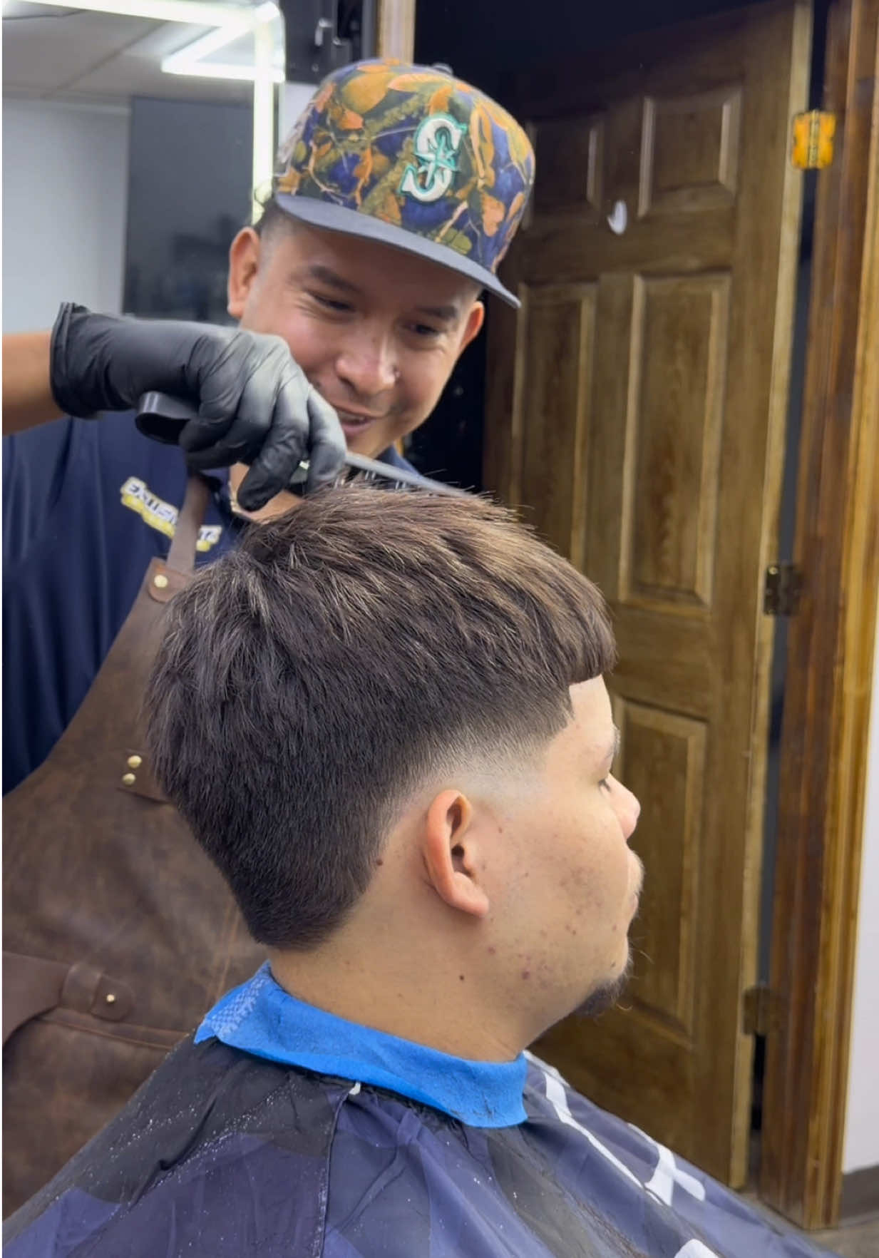 @Jisai Barber