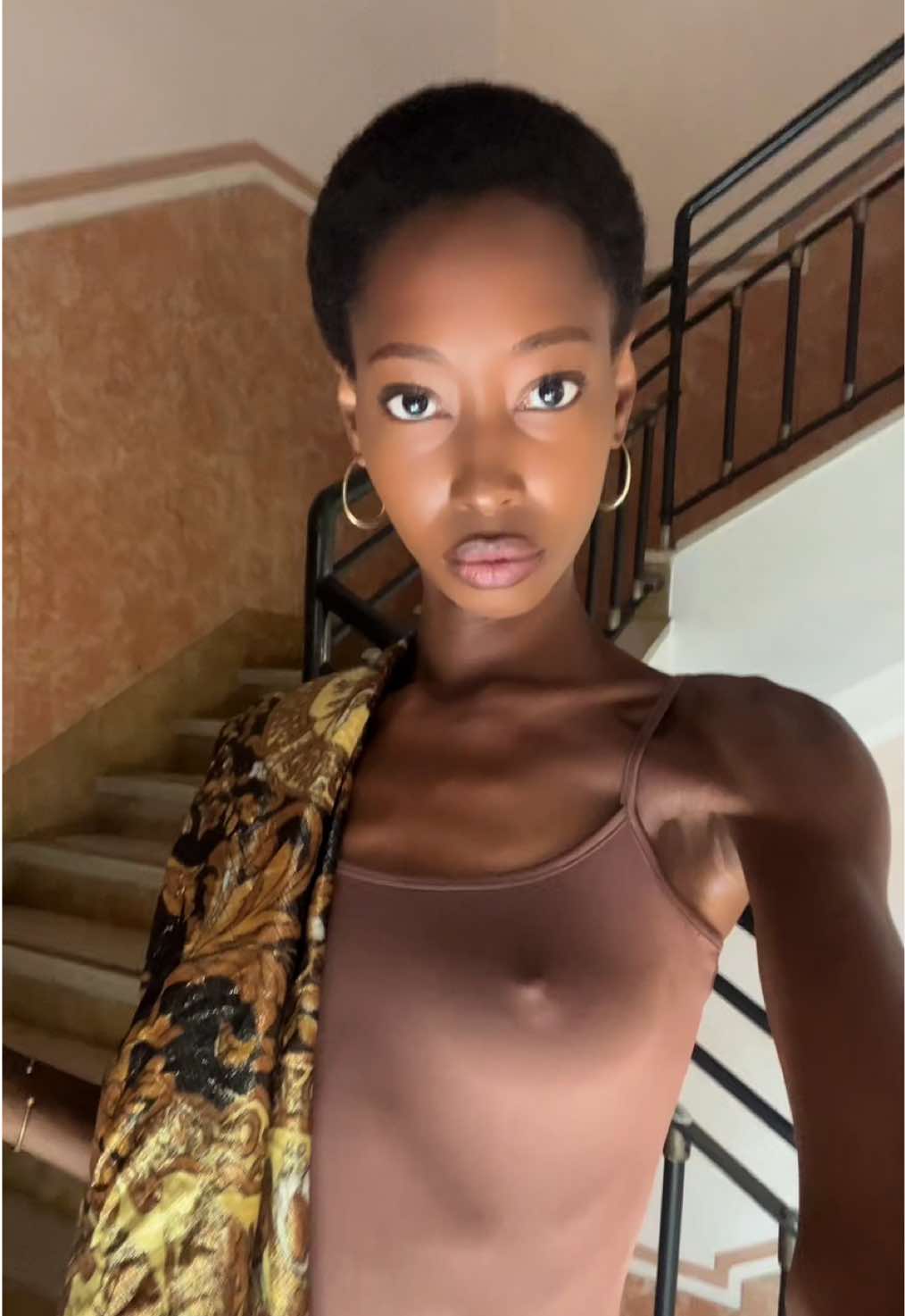 @𝑺𝒂𝒓𝒂 𝑹.𝑪𝒐𝒎𝒑𝒂𝒐𝒓𝒆⚜️