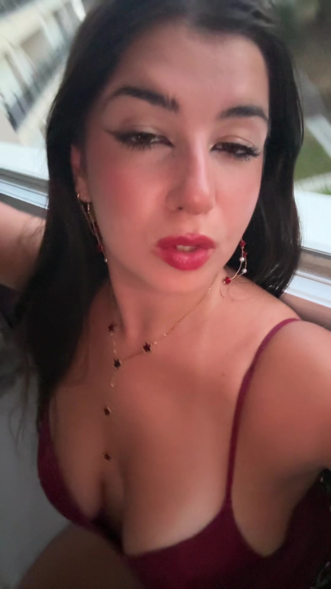 @..