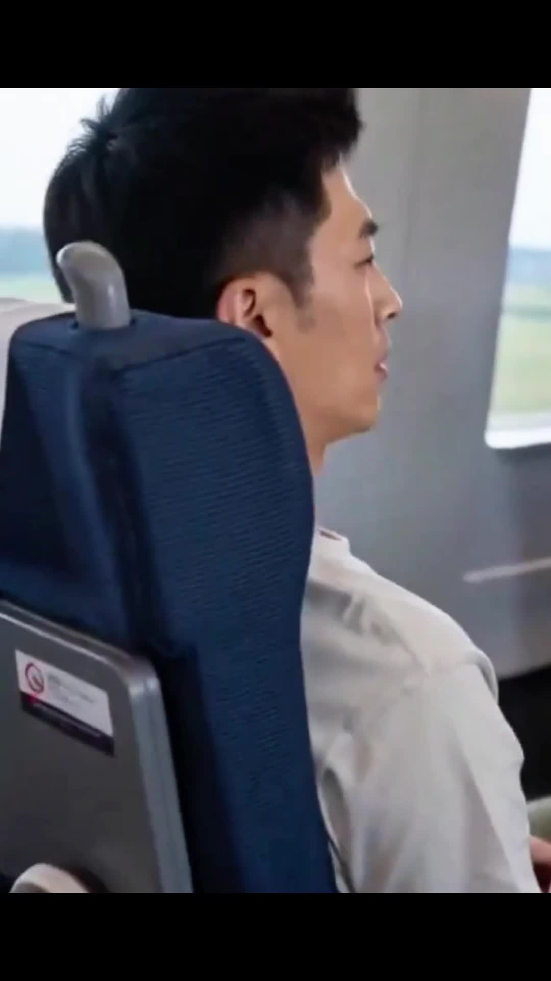 @khkhzmm