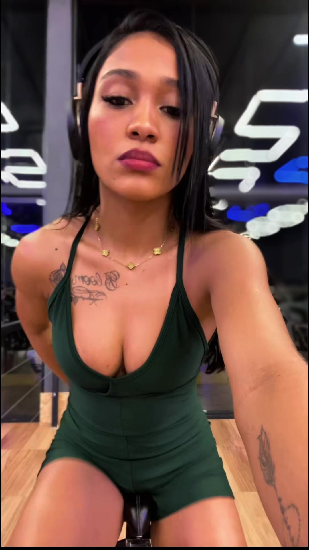 @Tatysantos