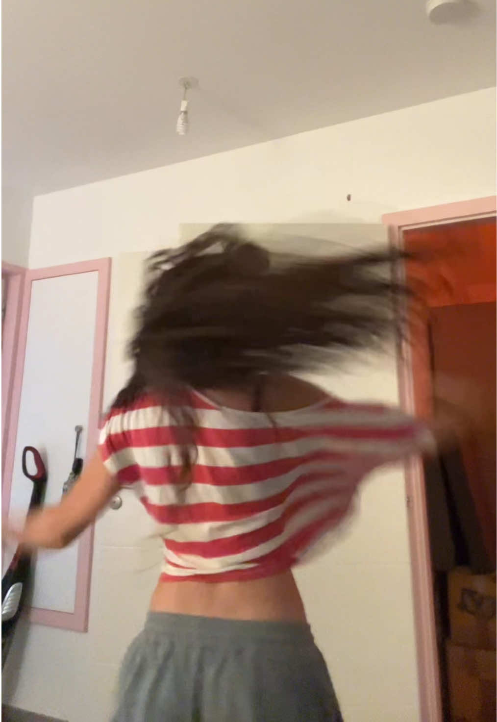 @swthrtelr_