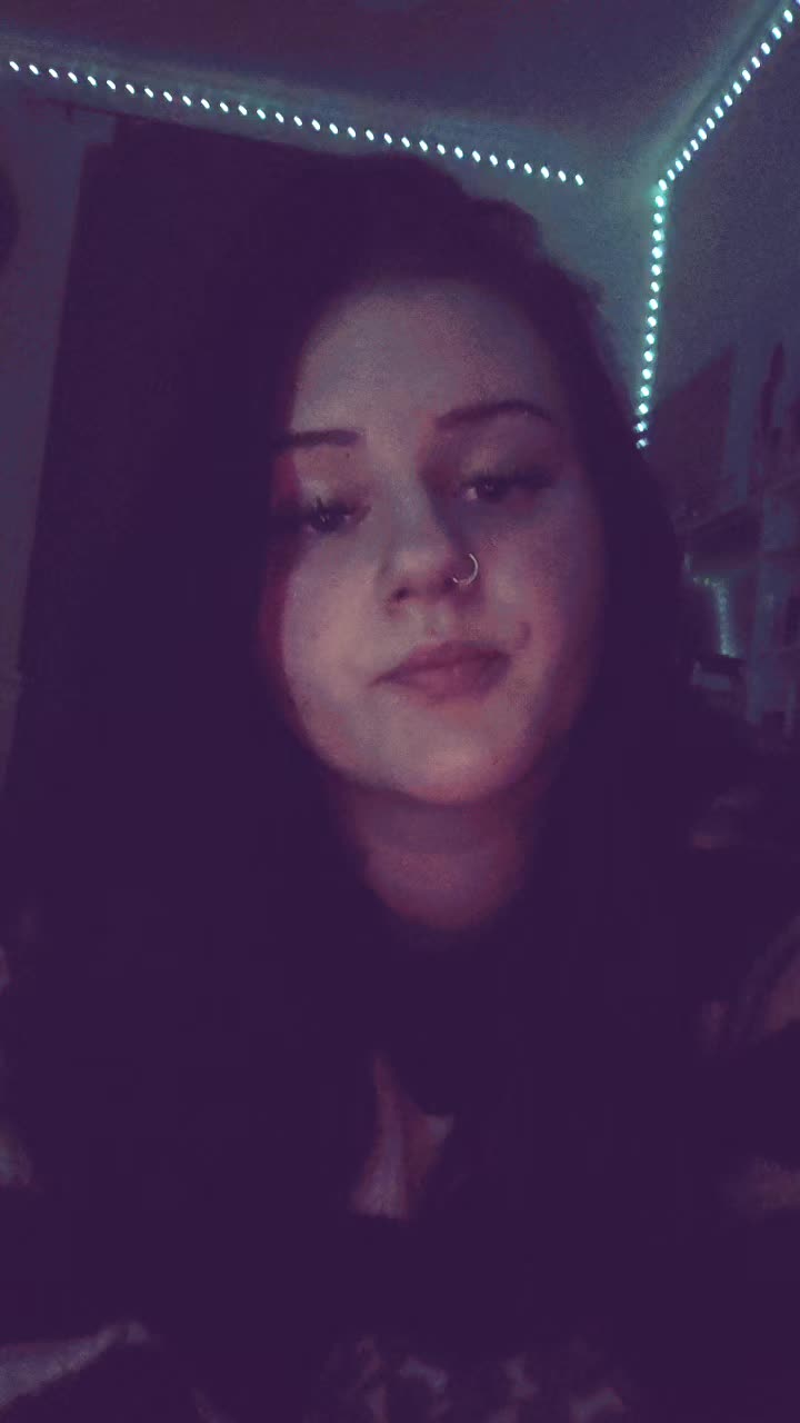 @Julie._.222🇩🇪🦅