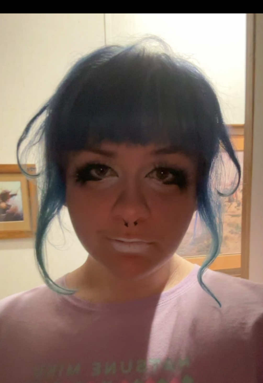 @⃟