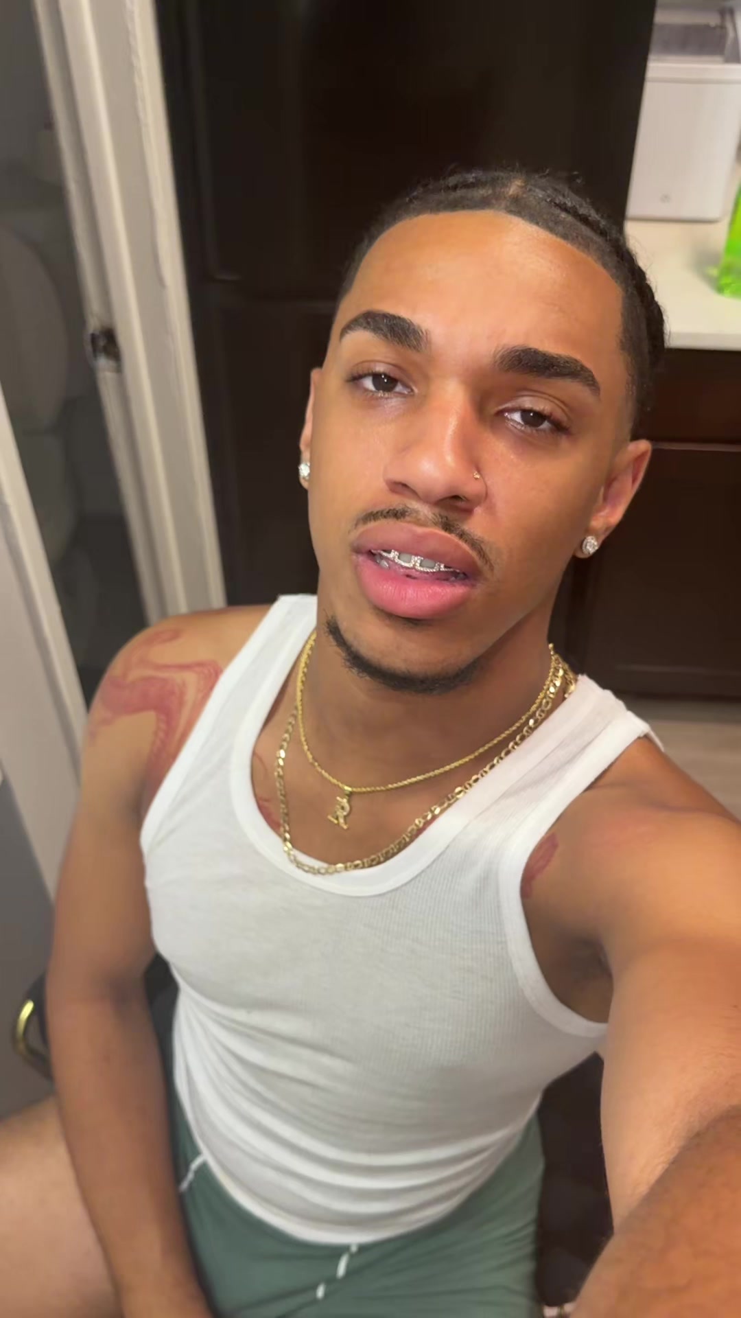 @Romeo_the_hbic