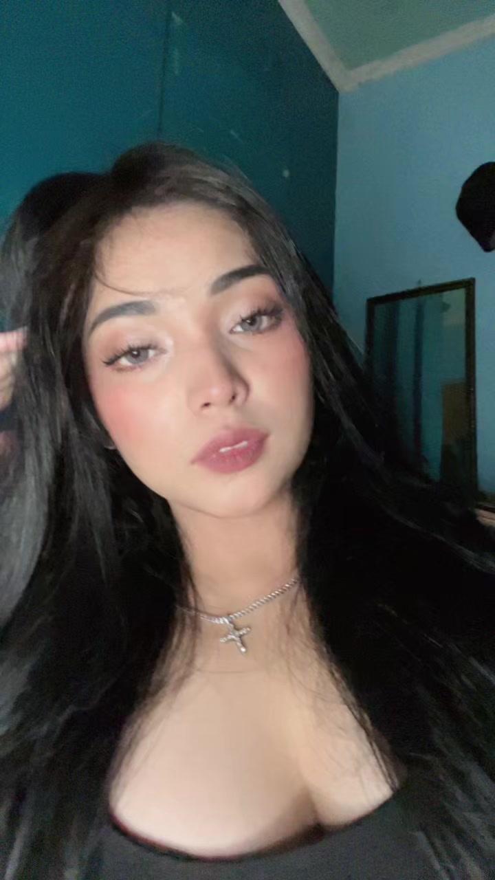 @b.