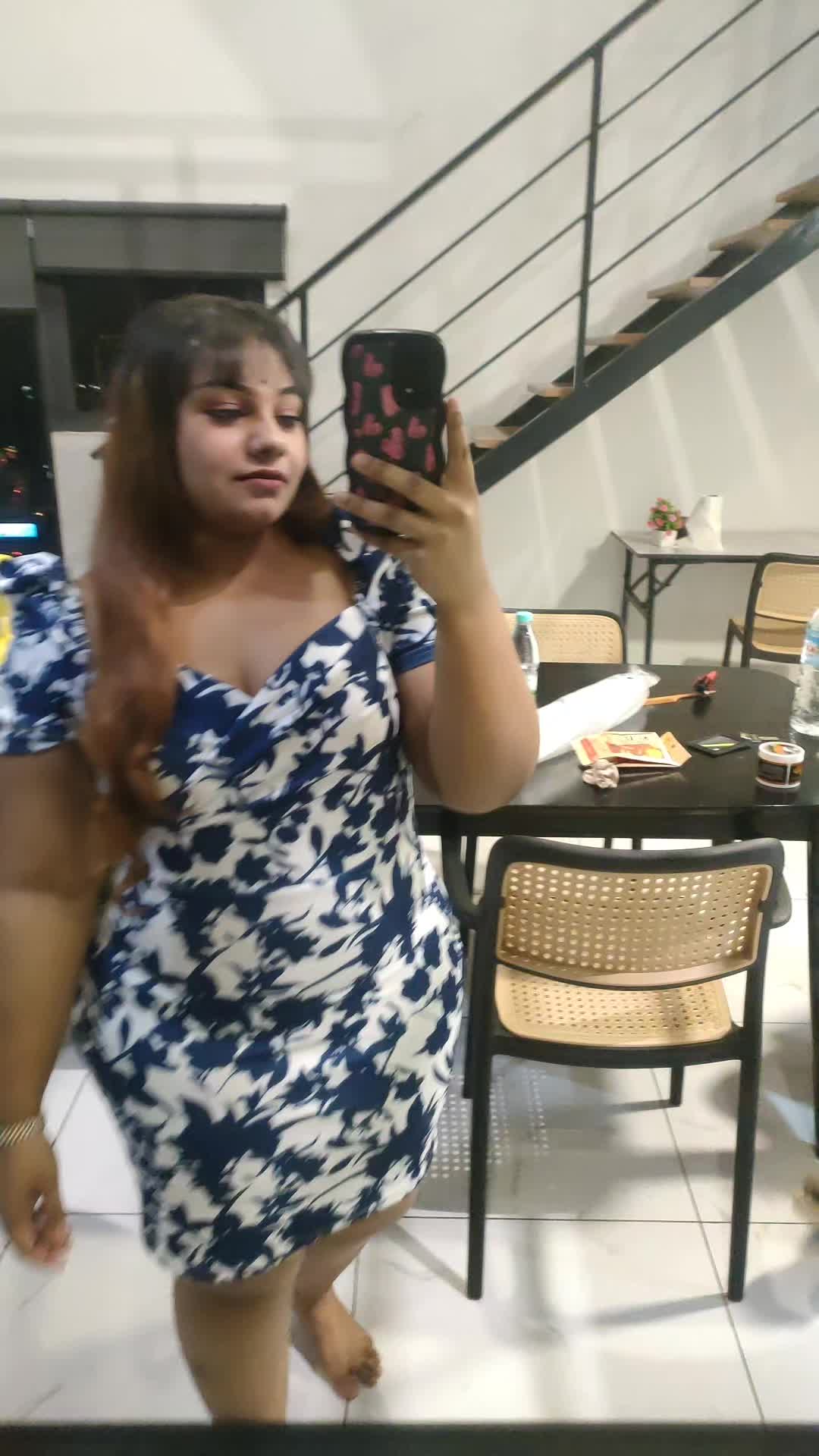 @valarmathinaikar07_🍷🍾